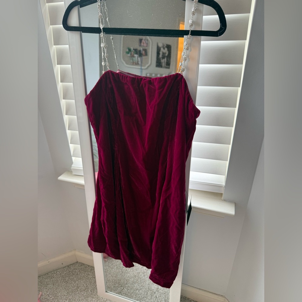 Lulu's Red Strapless Mini Dress with Bedazzled Snowflake Straps